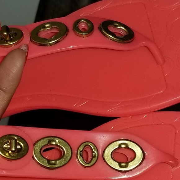 Sandals - Picture 2 of 4